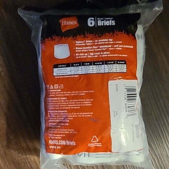 Hanes Tagless Briefs - Picture 2 of 6
